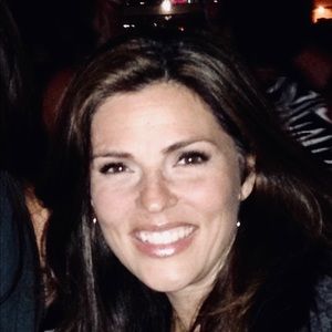 Meet your Posher, Myra